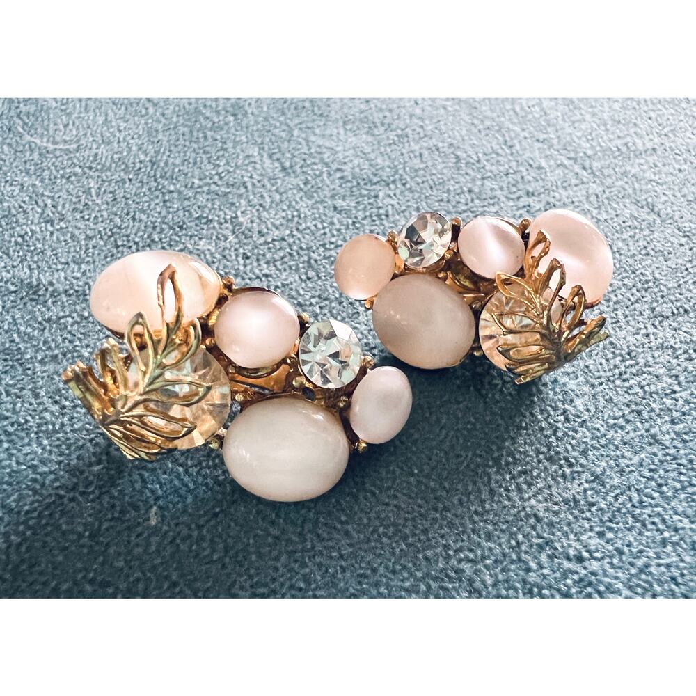 Vintage Pakula Clip-On Earrings Soft Moonglow Cabochons Rhinestones Leaf Gold
